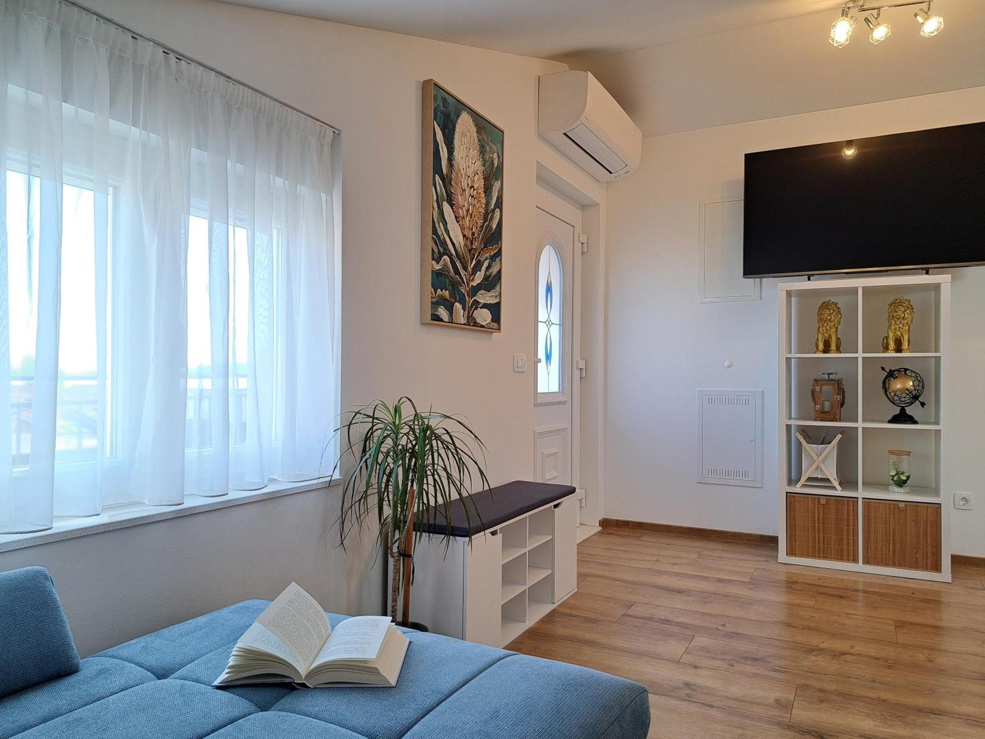 Jimmi Apartment